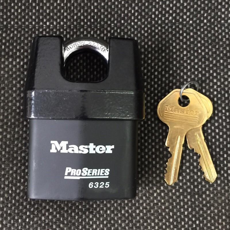 Ổ khóa thép chống cắt Master Lock 6325 thân thép 61mm - Dòng ProSeries