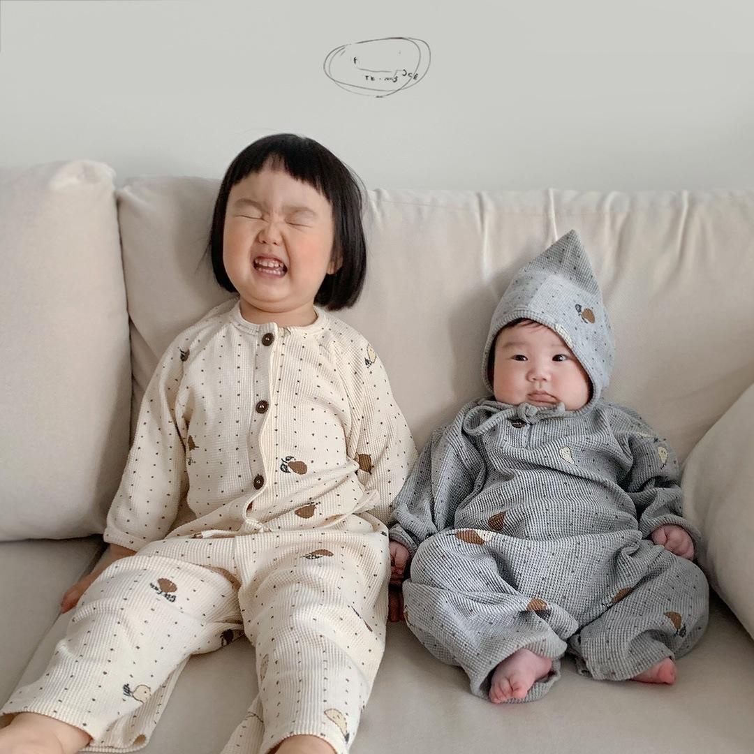 MILANCEL 2021 Mùa Xuân Mới Bộ Đồ Ngủ Lê In Hình Cho Bé Ngủ Mặc Bánh Rompers Có Nón Tập Đi Cho Bé Giấc Ngủ Bộ Trong Nhà Quần Áo