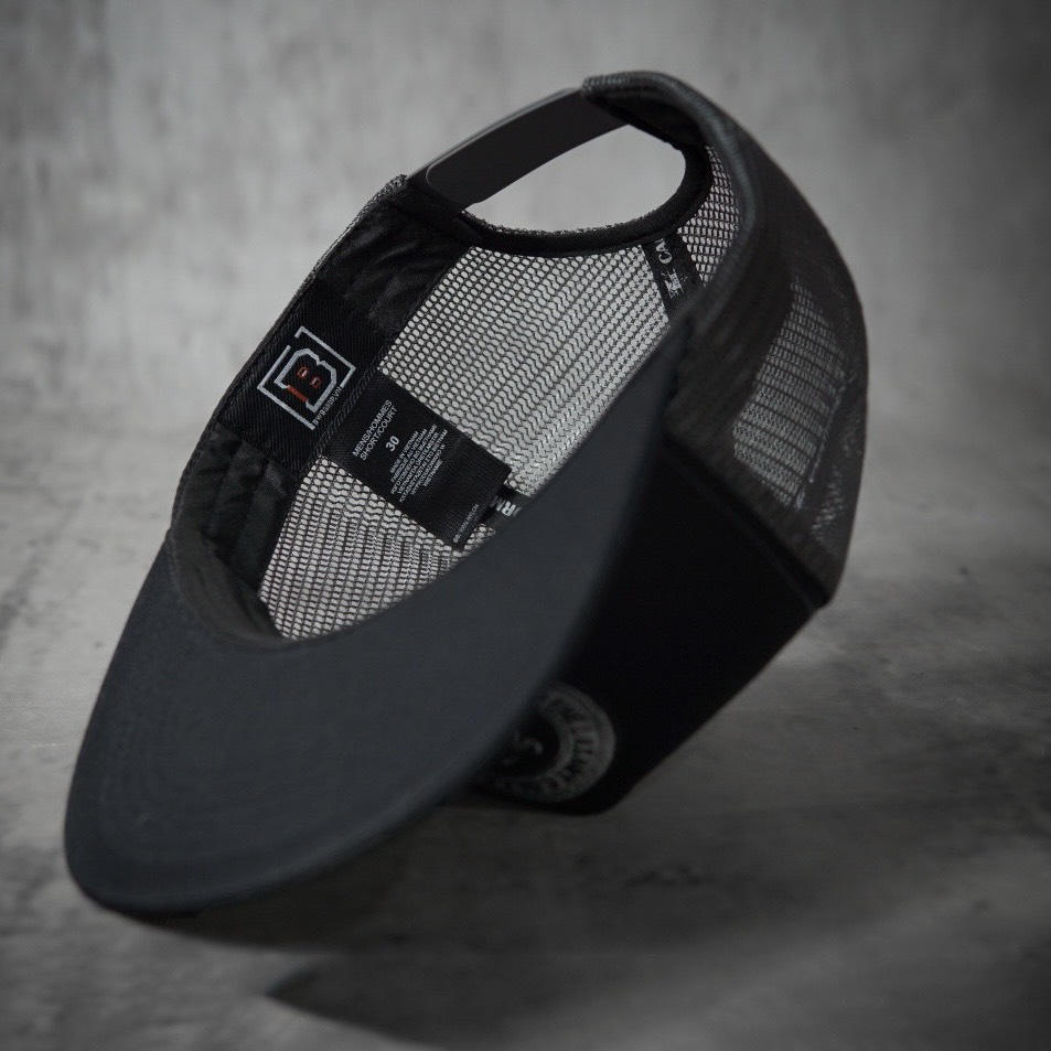 [ Miễn ship / giảm giá ] MŨ NÓN LƯỠI TRAI NAM NỮ SNAPBACK VÀNH PHẲNG BT LOGO BẠC CÁ TÍNH- màu đen