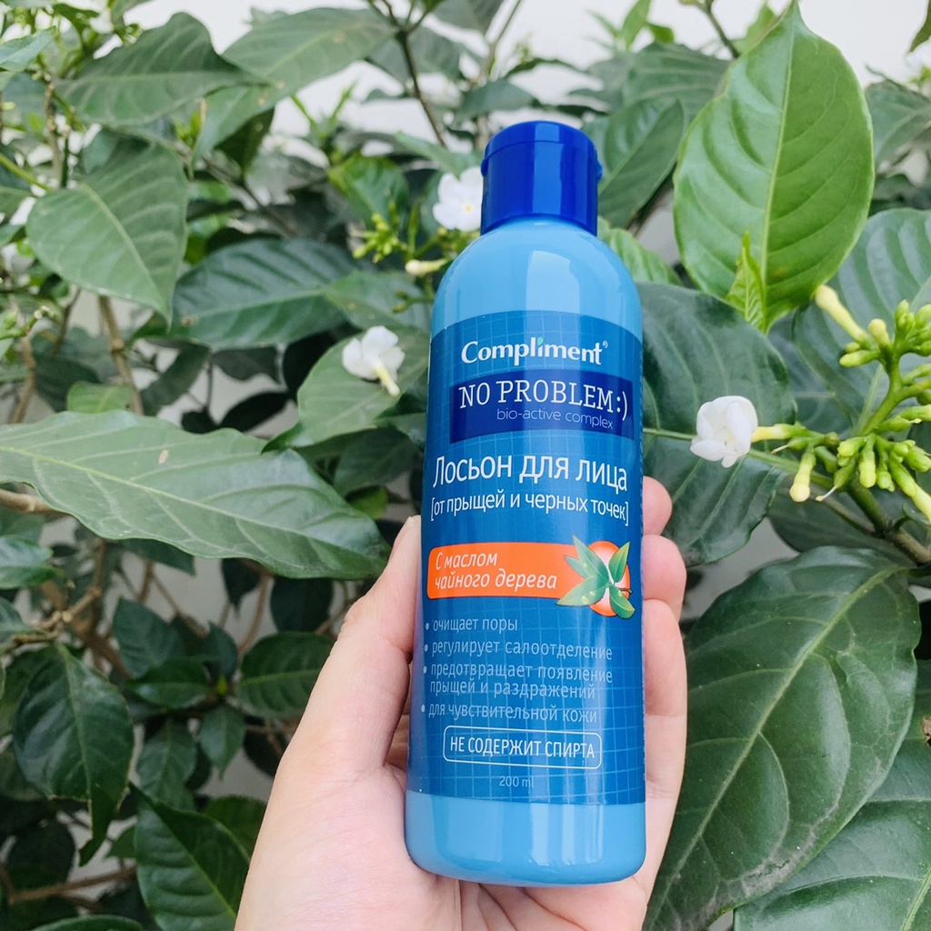 Toner Compliment No Problem cấp ẩm chiết xuất BHA và tràm trà giảm viêm mụn 200ml