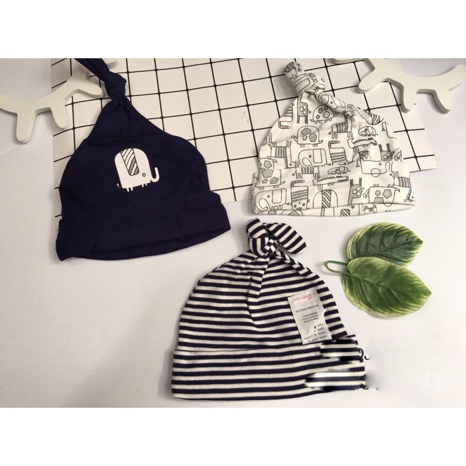 Set mũ và yếm cotton cho bé sơ sinh MomCare