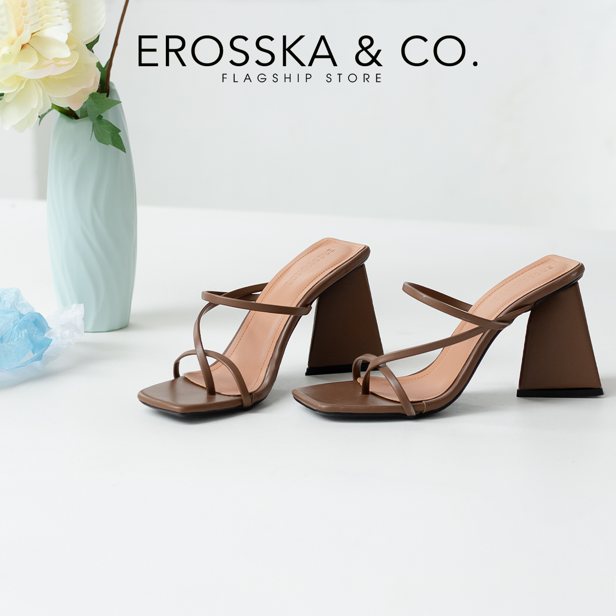 Erosska - Dép cao gót nữ mũi vuông phối quai mảnh cao 9cm EM088