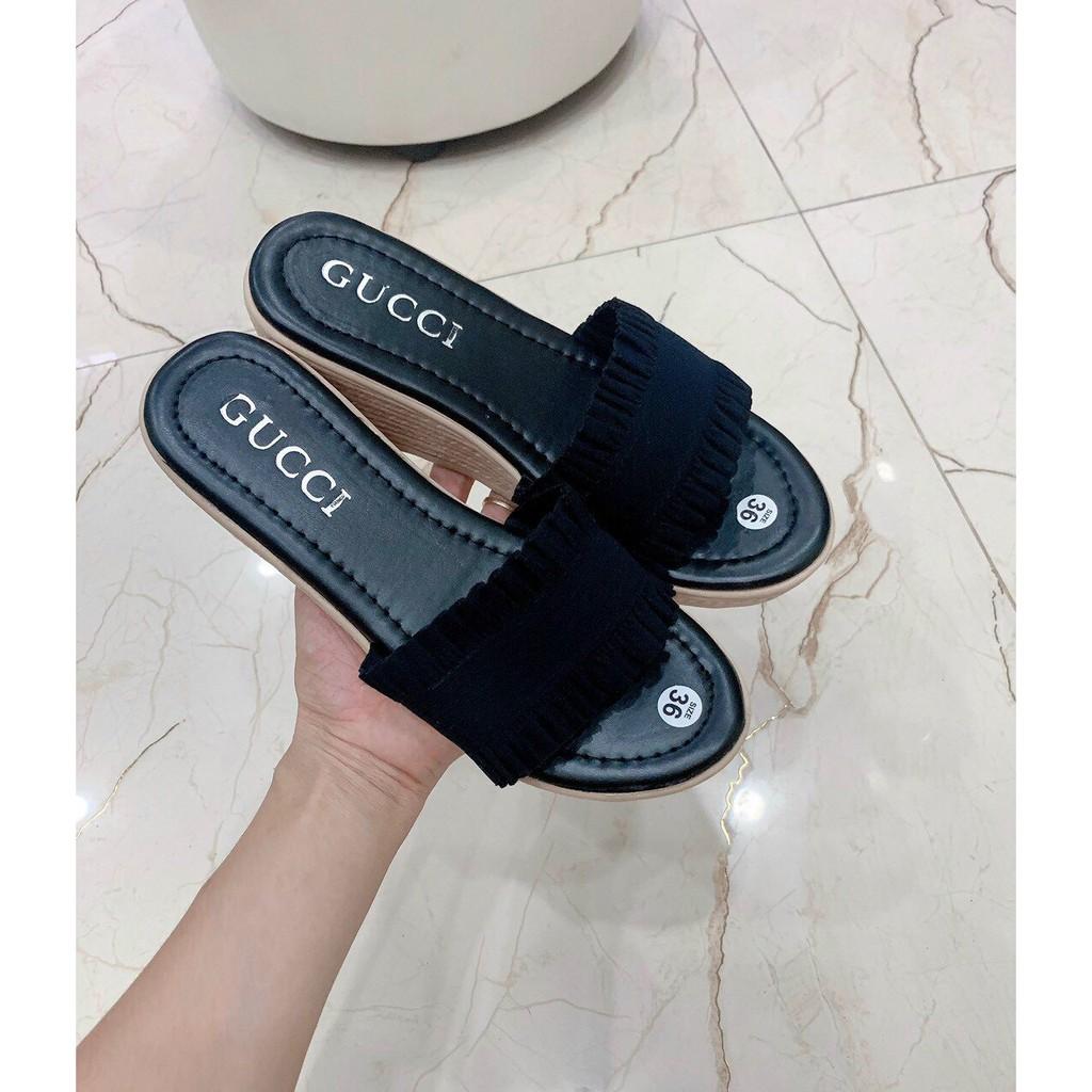 Dép đế xuồng siêu nhẹ tua rua