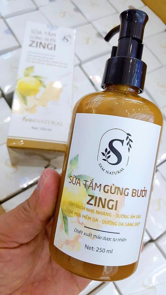 Sữa tắm gừng bưởi Zingi Samnatural  250ml