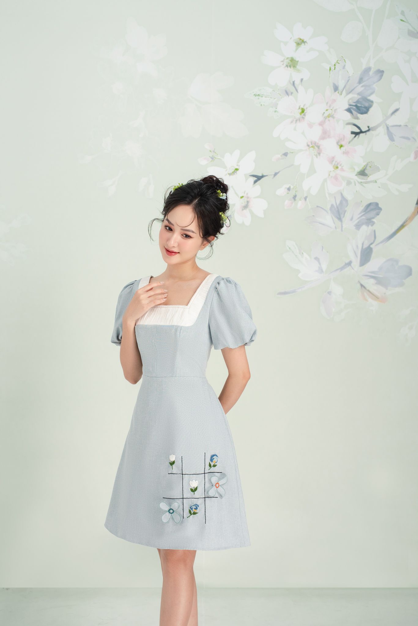 OLV - Đầm Jinrus Square Neck Embro