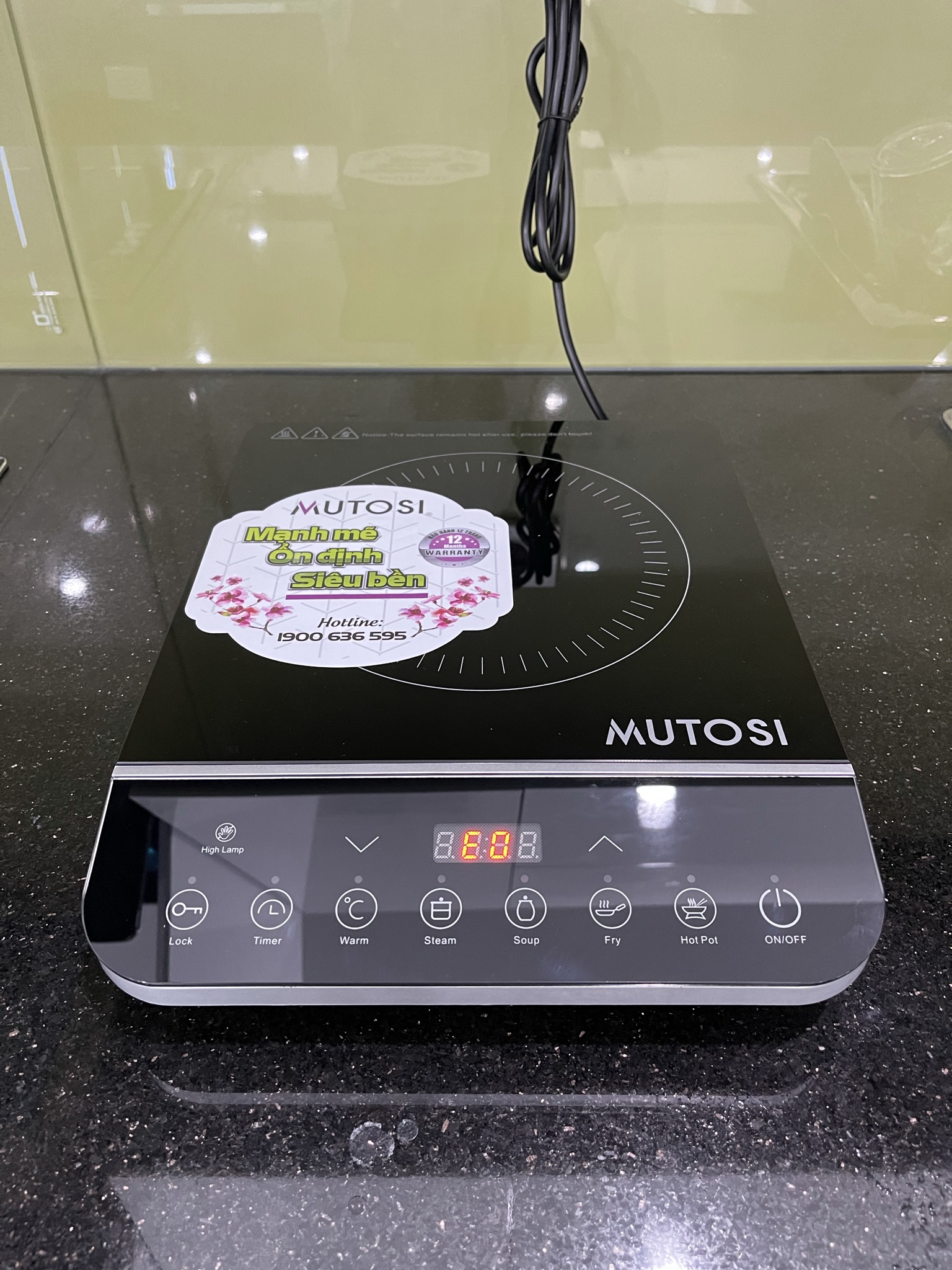 Bếp từ đơn cảm ứng tiết kiệm điện MUTOSI MI-58 – Công suất 2200W (tặng kèm nồi lẩu) - Hàng chính hãng