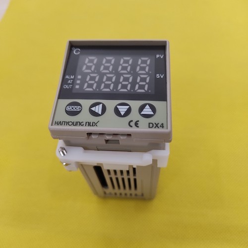 ĐỒNG HỒ ĐIỀU KHIỂN NHIỆT ĐỘ DX4-PMSNR