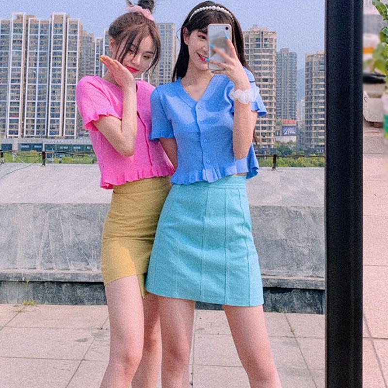 Áo Thun Dệt Kim Tay Ngắn Cổ Chữ V Phối Bèo Nữ Tính