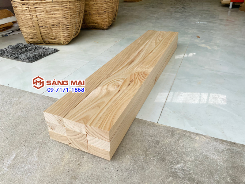 Thanh gỗ thông 4cm x 8cm x dài 120cm + láng mịn 4 mặt