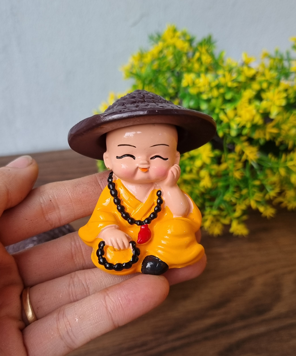 Bộ 04 chú tiểu Tứ Không - đeo chuỗi đội nón cối dễ thương (tặng kèm 10 xu vàng mini may mắn)