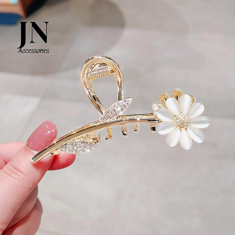 Kẹp tóc Hàn Quốc kim loại đính đá hình bông hoa Jennie Accessories