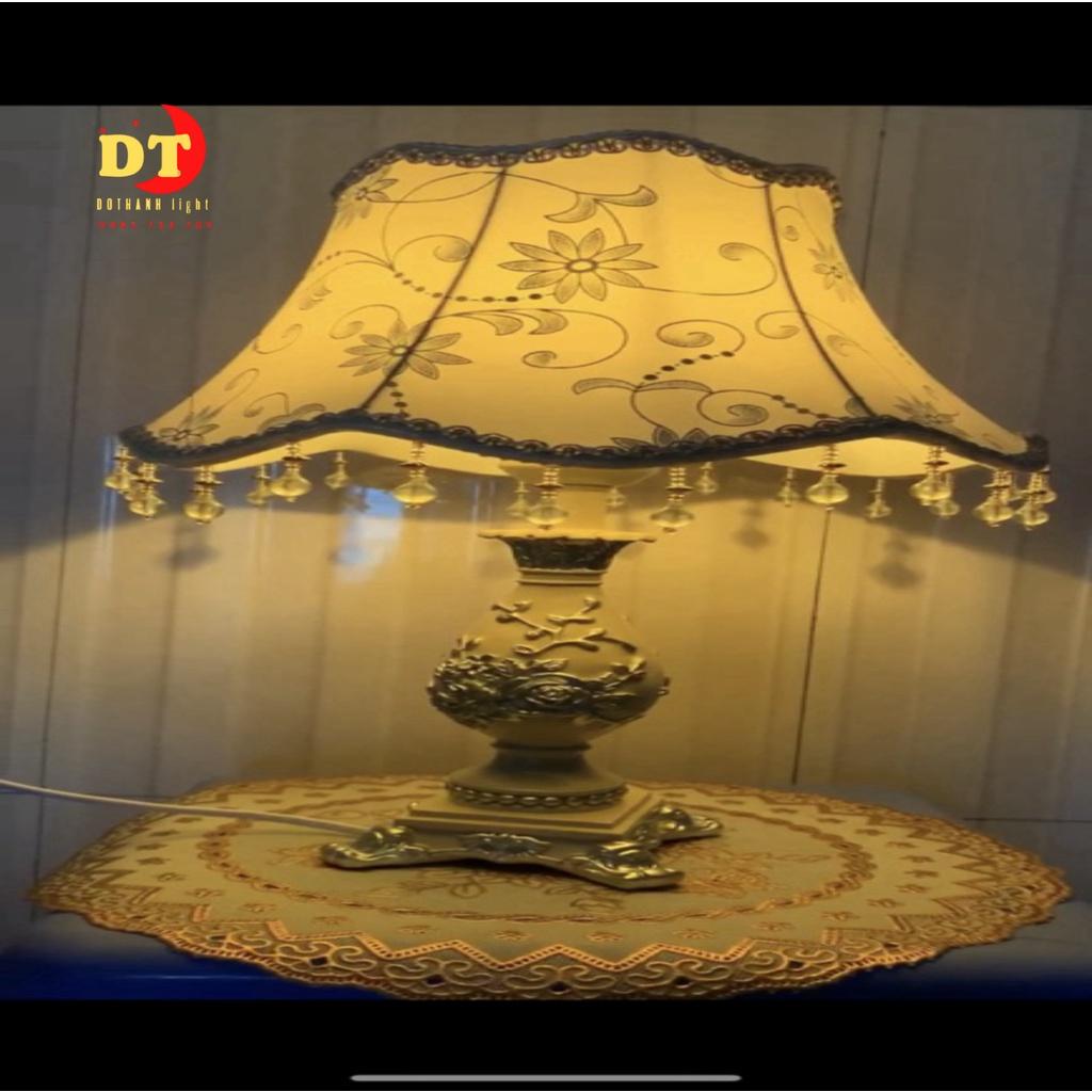 Đèn Ngủ Để Bàn Phong Cách Bắc Âu Đèn Có Điều Chỉnh Tăng Giảm Ánh Sáng HTLK DBN