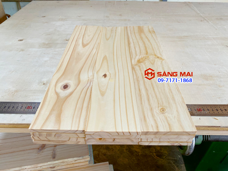 Tấm gỗ thông dày 1cm x mặt rộng 10cm x dài 50cm + láng mịn 4 mặt