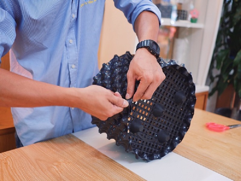 Đế Nhựa Lót Đáy Bầu Ươm Thông Minh đường kính 30cm
