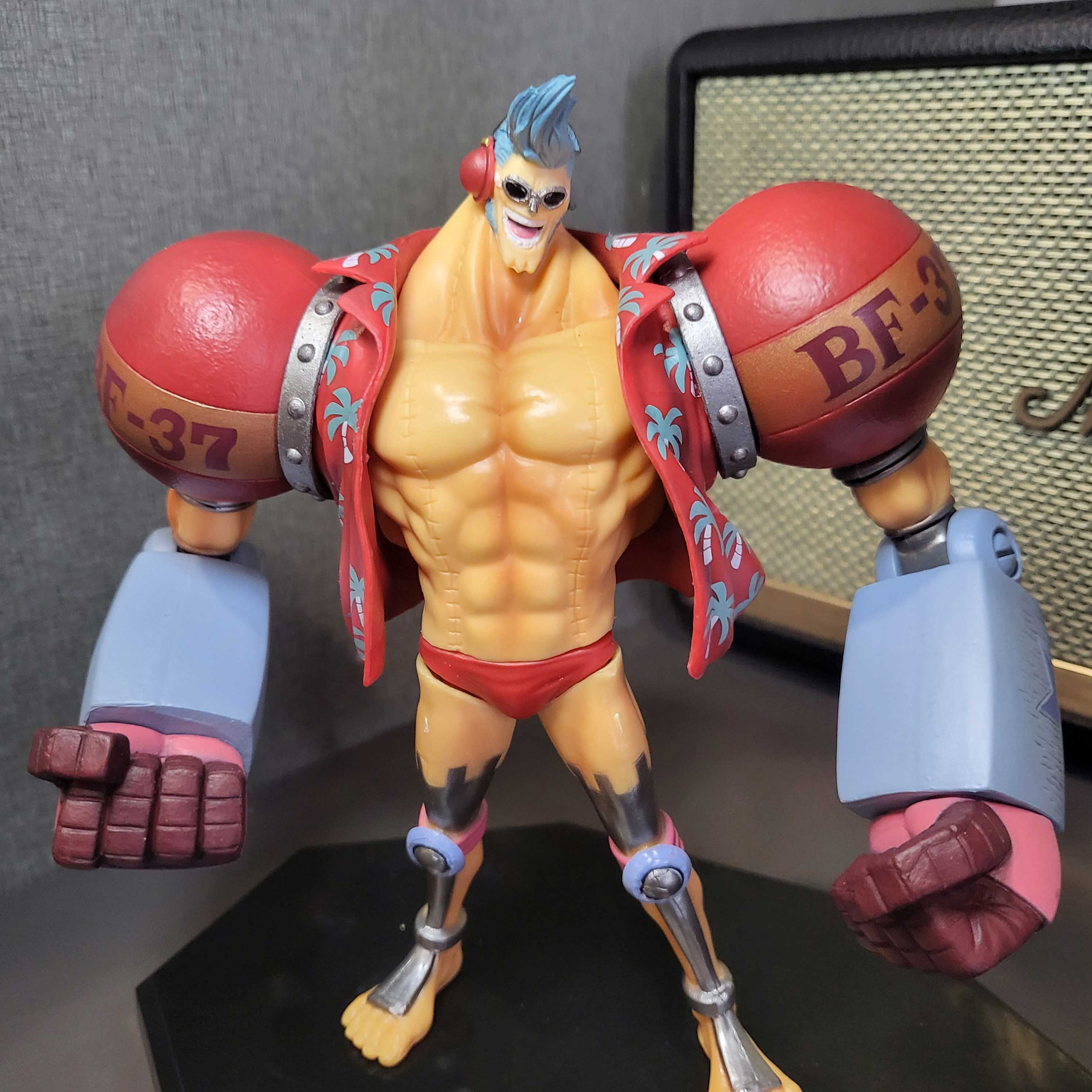 Mô hình Franky người máy 19 cm - One Piece