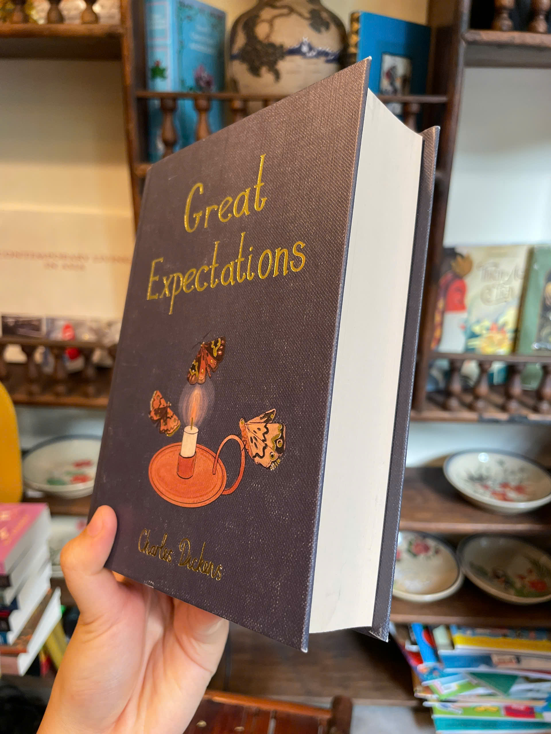 Sách - Great Expectations by Charles Dickens | Classics Bildungsroman / Ngoại văn Nhập khẩu Bìa cứng