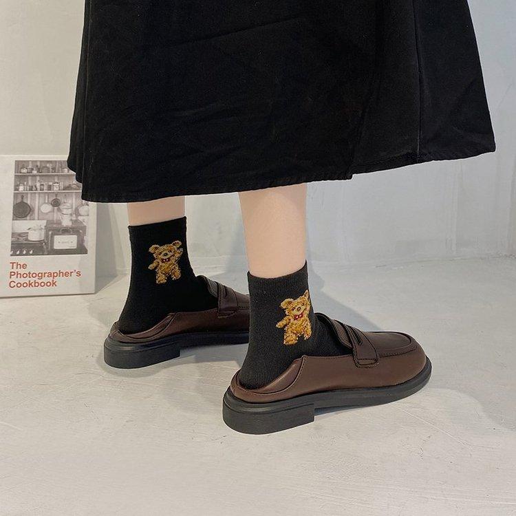 Giày Đế Bệt Thiết Kế Giản Dị Thời Trang