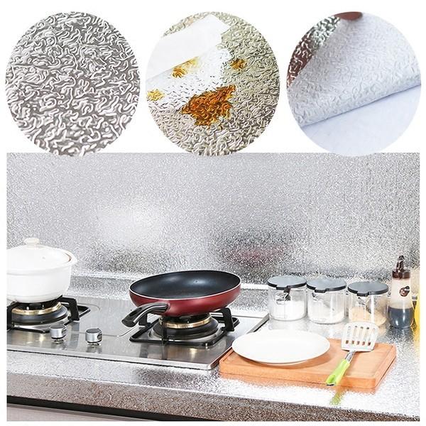 Hình ảnh Cuộn giấy bạc dán bếp cách nhiệt, miếng decal dán tường nhà bếp chống thấm bền đẹp