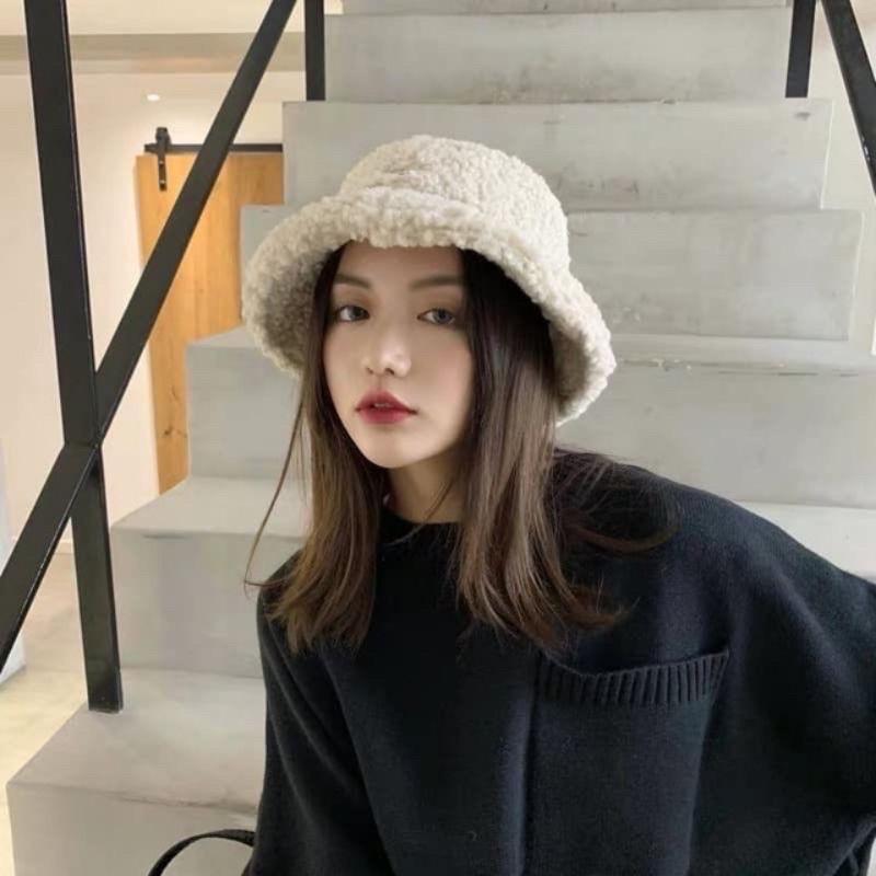 Mũ vành len lông cừu