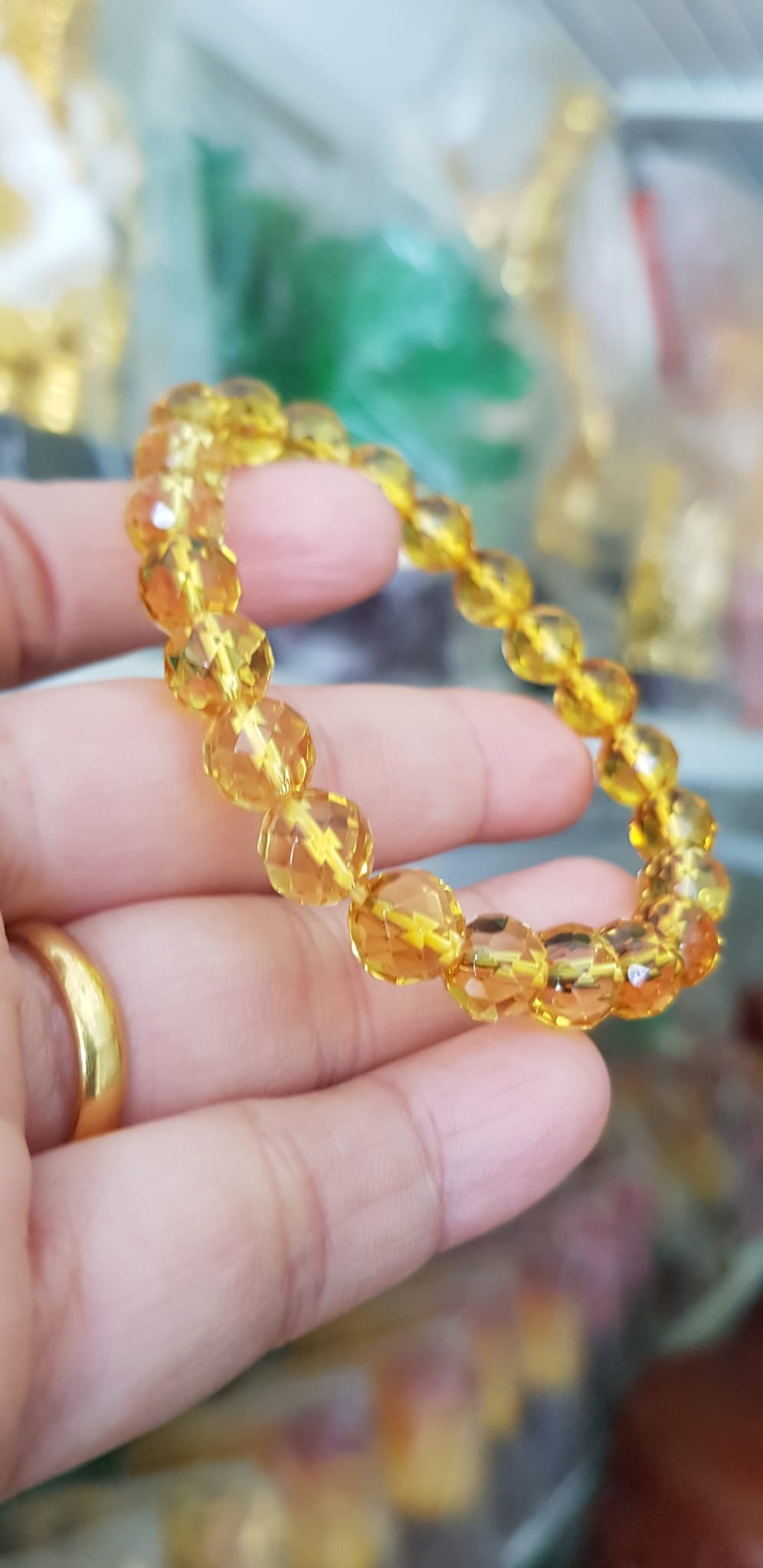 Vòng tay chuỗi đá thạch anh tự nhiên vàng tươi giác size nhỏ 8mm 22 hạt vòng hợp nữ mệnh kim thổ thuỷ đeo đẹp may mắn tốt cho sức khỏe, công việc hanh thông thuận lợi ạ món quà tặng ý nghĩa dành cho chính mình &amp; người thân ạ