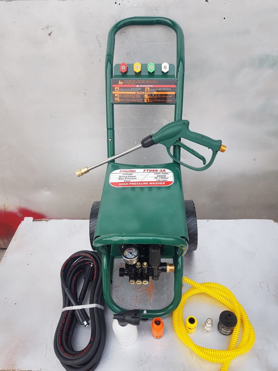 Máy Rửa Xe 3000W Fanton FT999-3A
