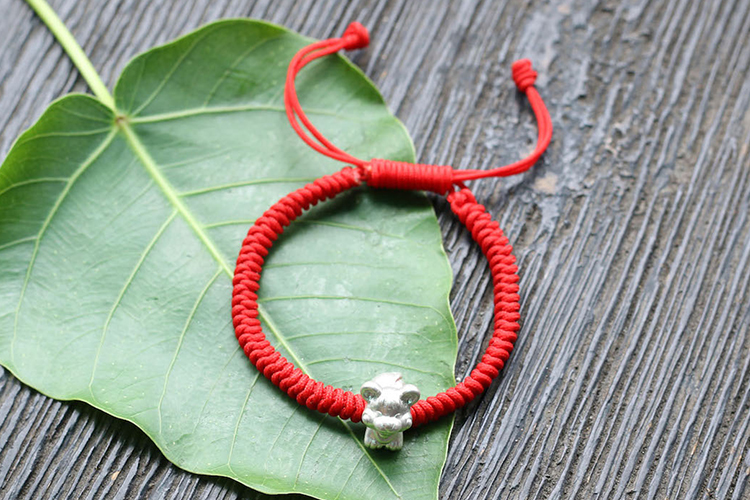 Vòng Tay Kết Dây Tuổi Tý Ngọc Quý Gemstones