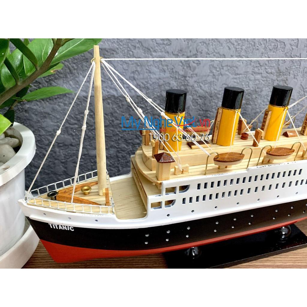 Mô Hình Tàu thuyền- Du thuyền Titanic thân 40cm Mỹ Nghệ Việt MNV-TB11