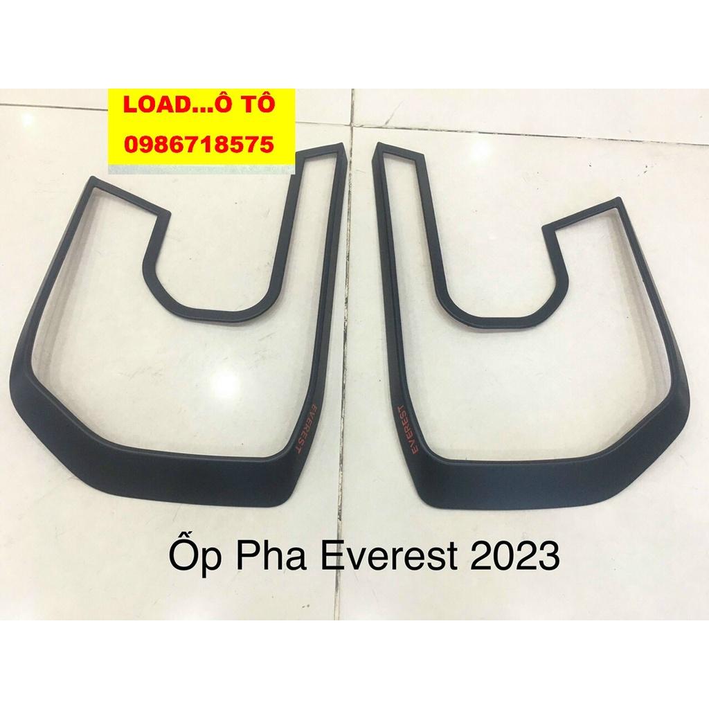 Ốp Viền Đèn Pha, Hậu Đen Xe Ford Everest 2023 Mẫu Màu Đen Cao Cấp