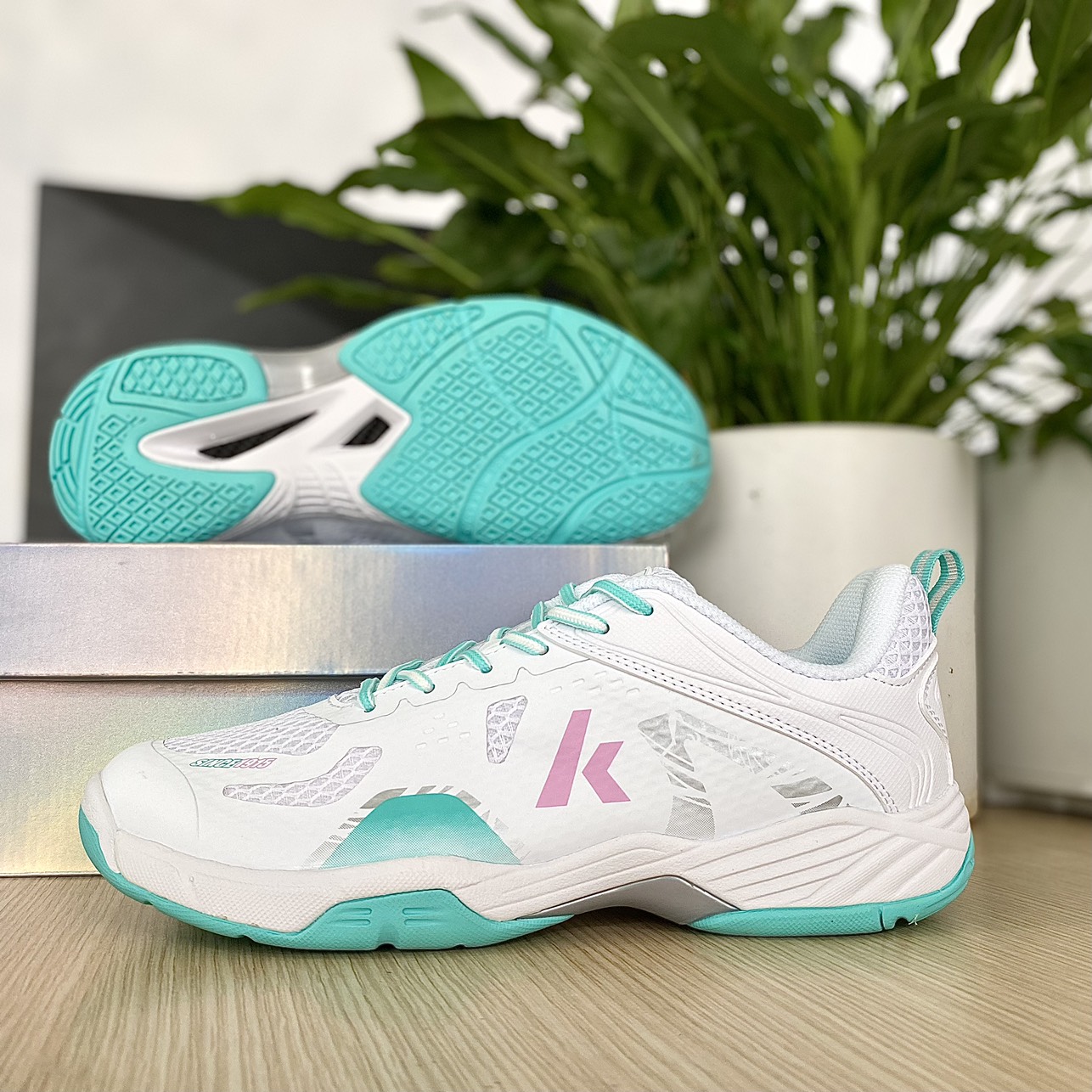Giày cầu lông, bóng chuyền Kawasaki K3322 đế kếp cao su non cày sân bê tông siêu bền - Chính hãng