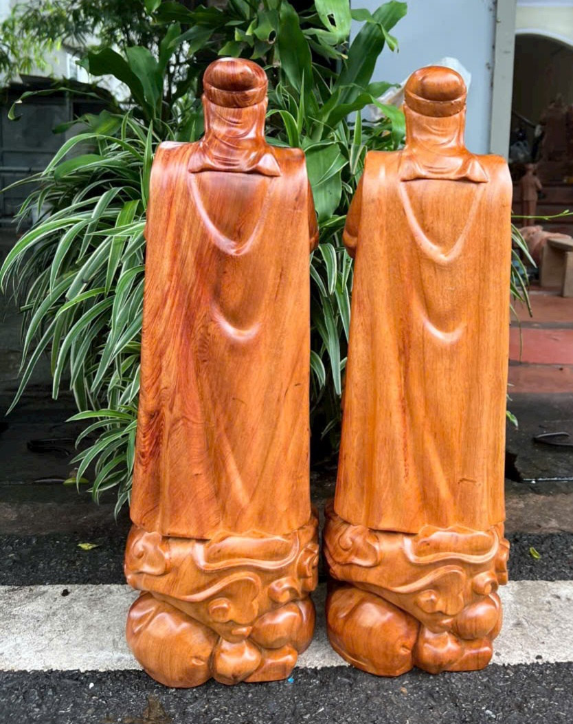 Tượng thánh trần quốc tuấn _trần hưng đạo vương bầng gỗ hương đá cao 60cm