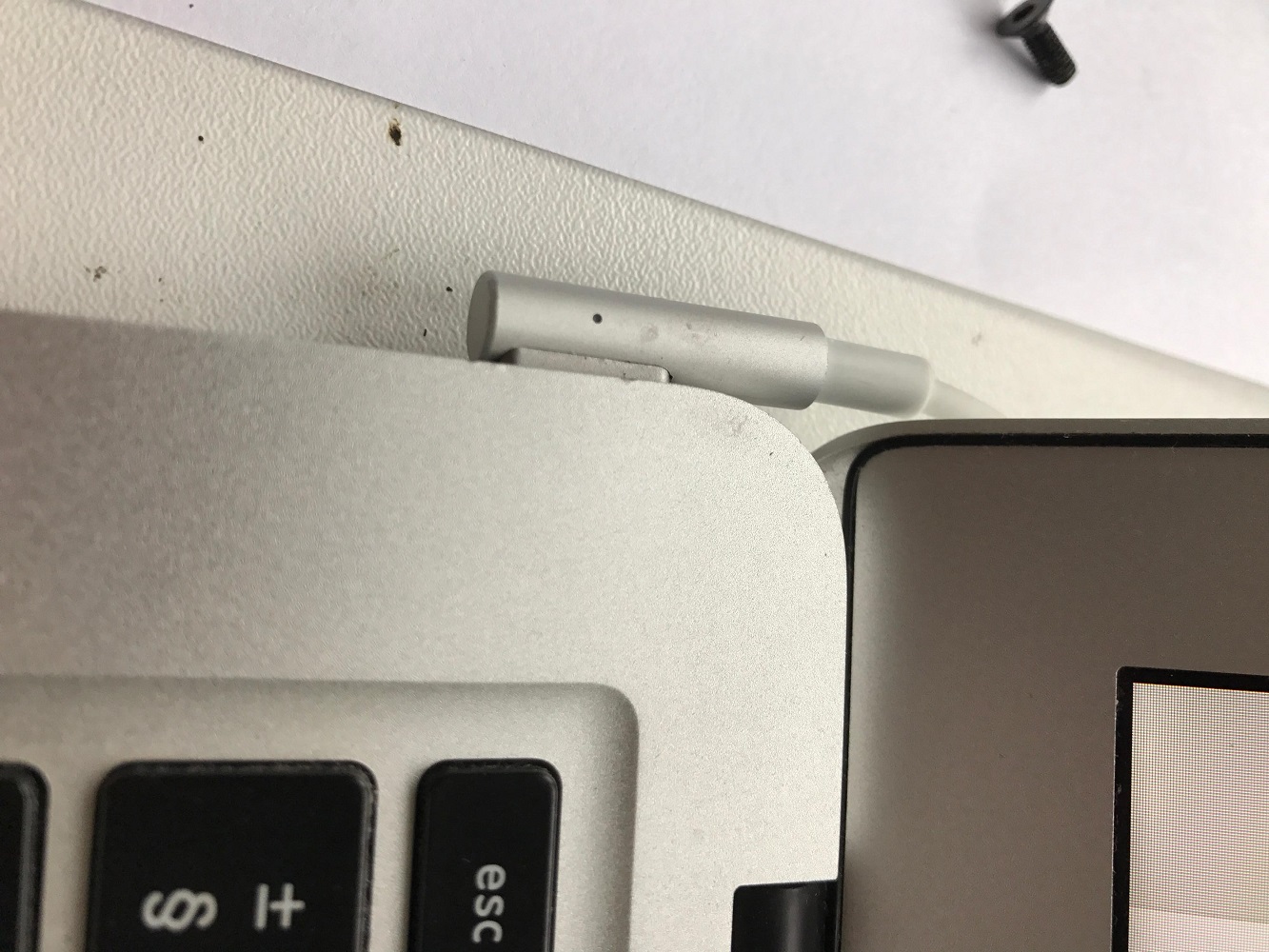 Sạc dành cho Macbook Pro A1278 16.5V-3.65A 60 Walt