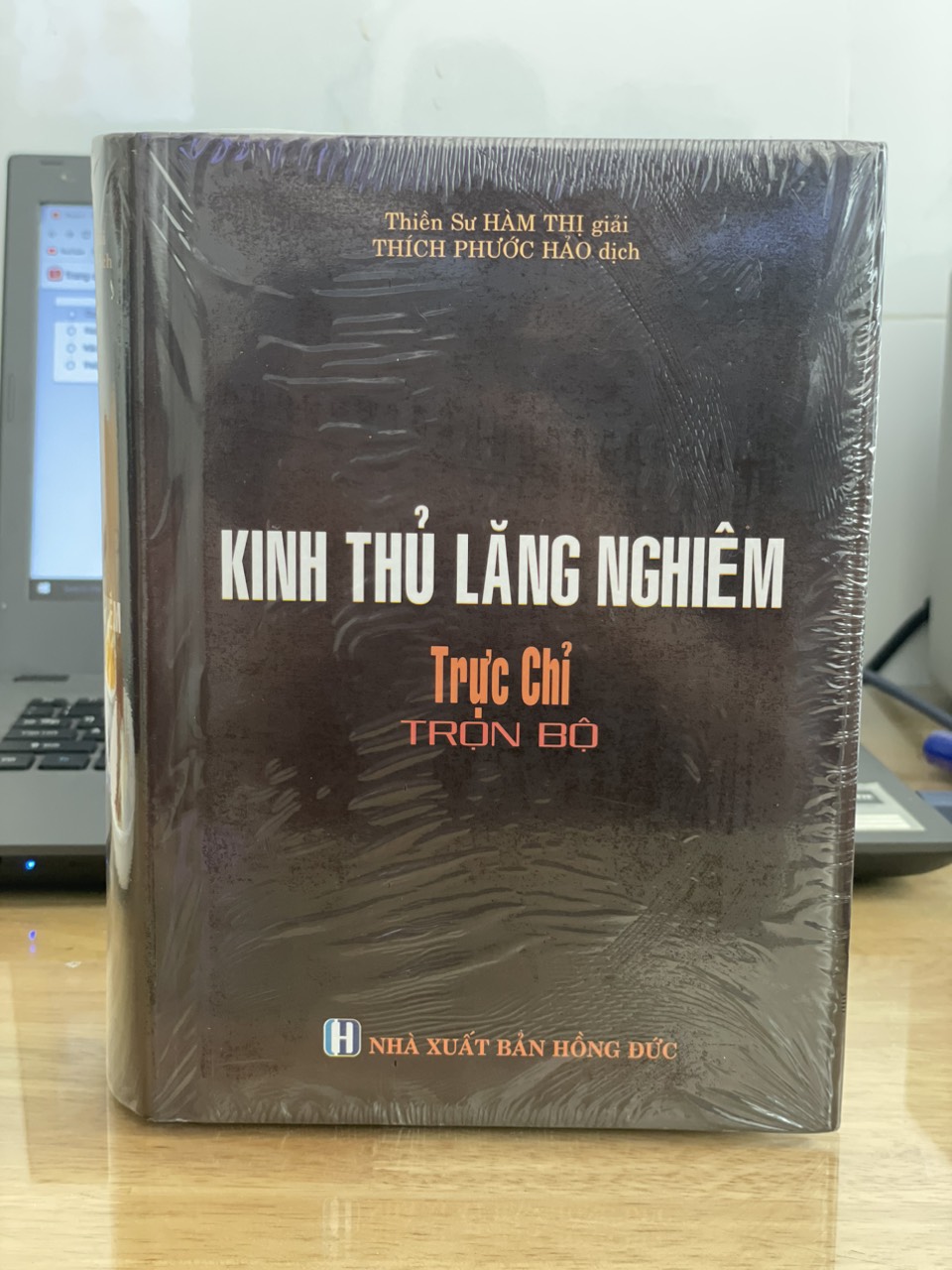 Kinh Thủ Lăng Nghiêm Trực Chỉ ( bìa cứng)