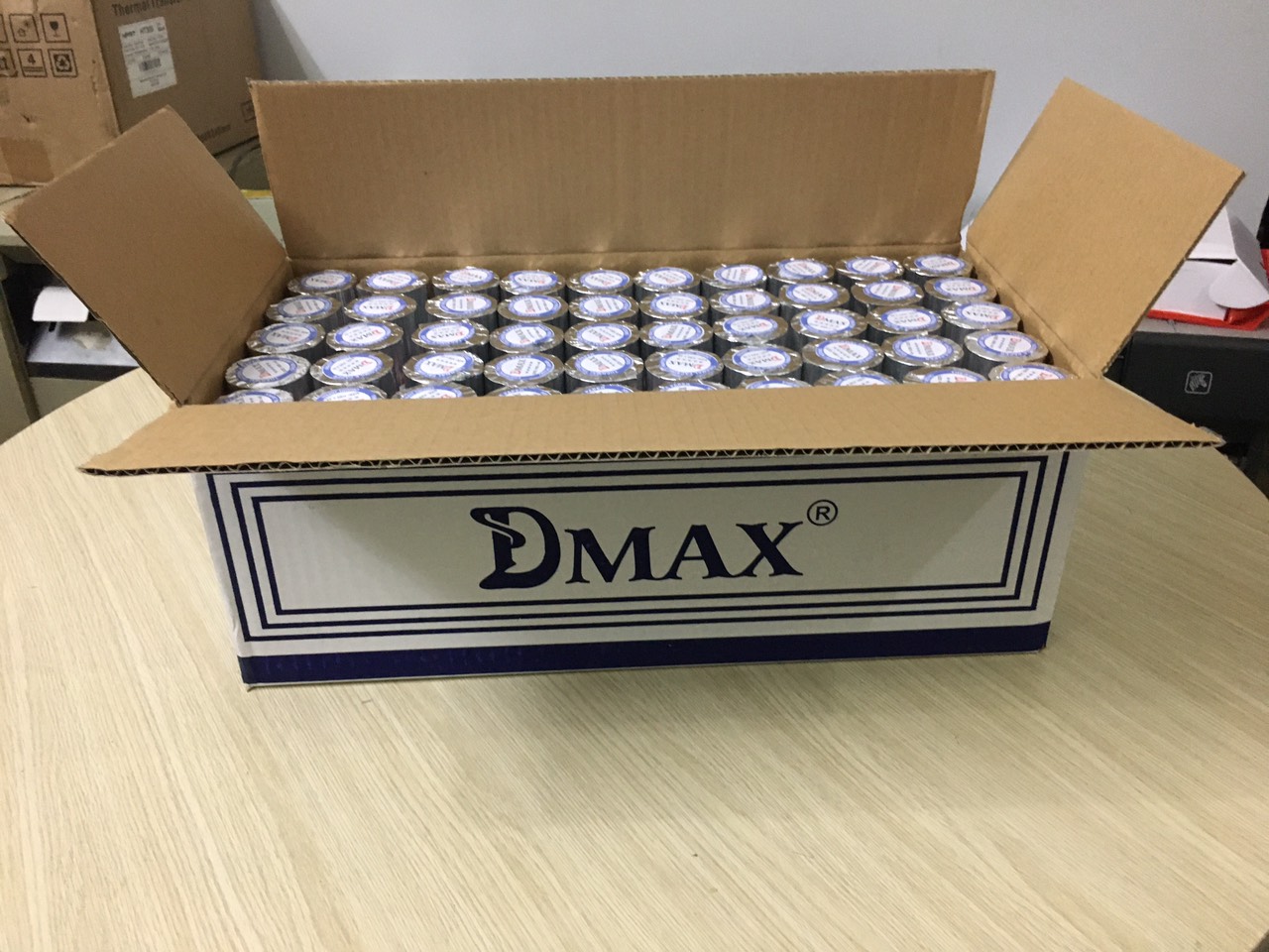 Giấy in bill Dmax , giây in cảm nhiệt, khổ 80x45 sử dụng dùng cho máy in nhiệt, máy pos máy ATM và các máy in chuyên dụng dùng giấy in nhiệt