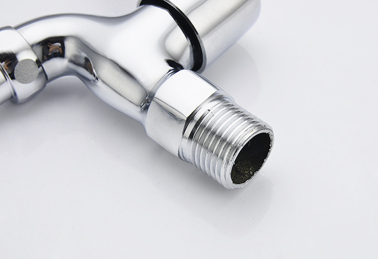 Vòi nước inox gắn tường đuôi cá dạng lưới cao cấp