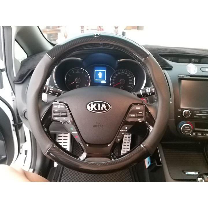 Bọc Vô Lăng Vân Carbon Dành Cho Xe KIA