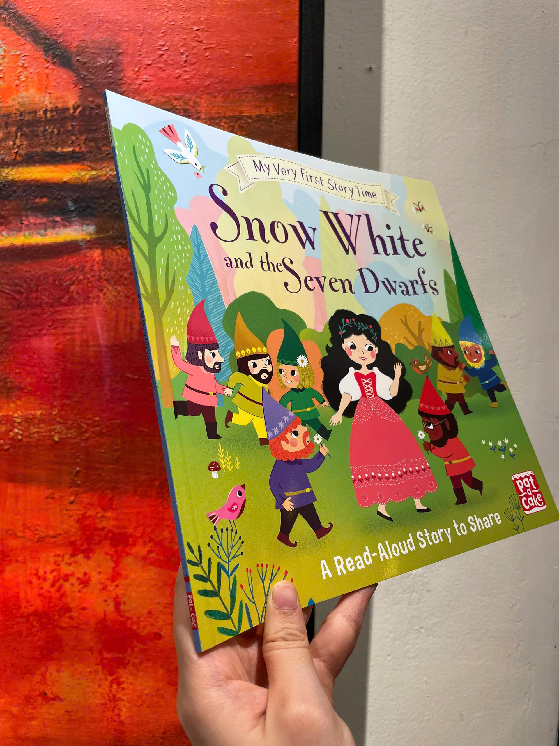 Sách - Snow White and the Seven Dwarfs: Fairy Tale by Ronne Randall