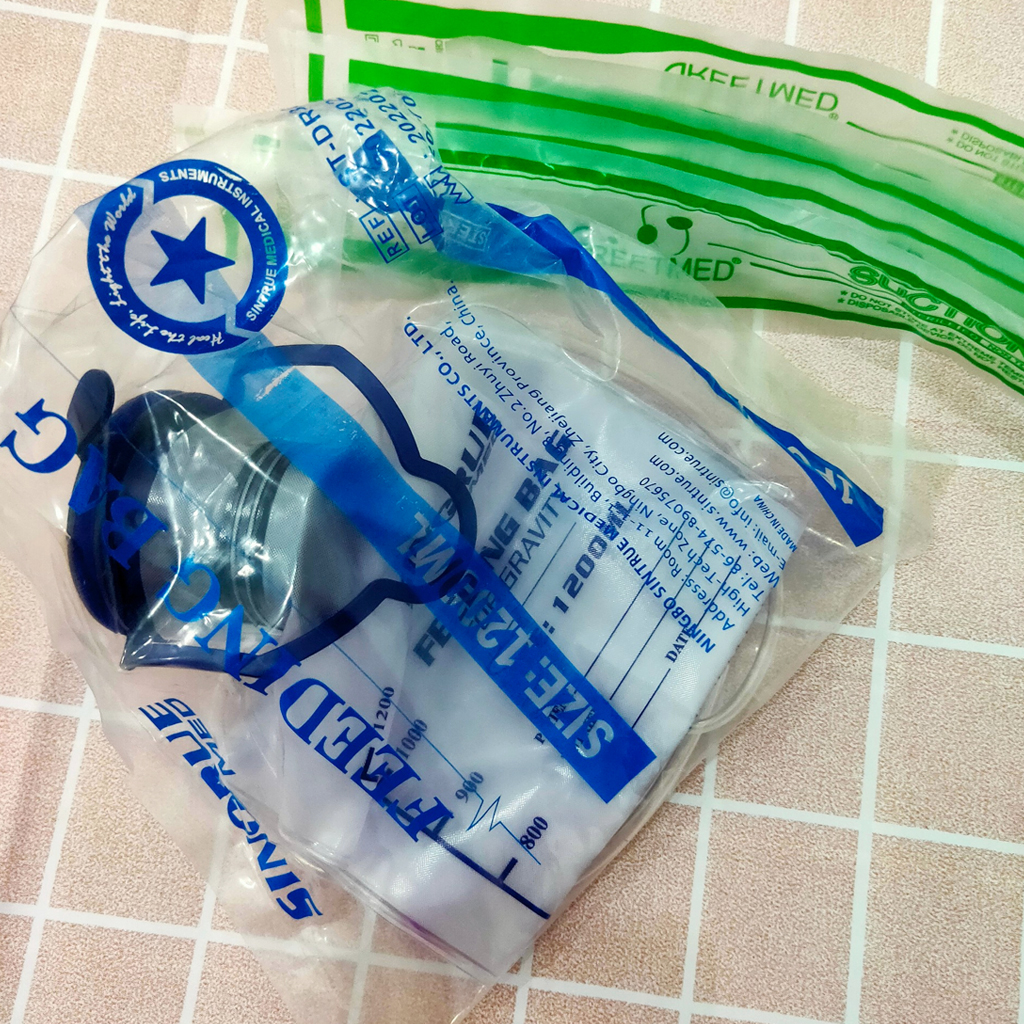 Dụng Cụ Thải Độc ; Túi Truyền Enema Kèm Dây Truyền Enema