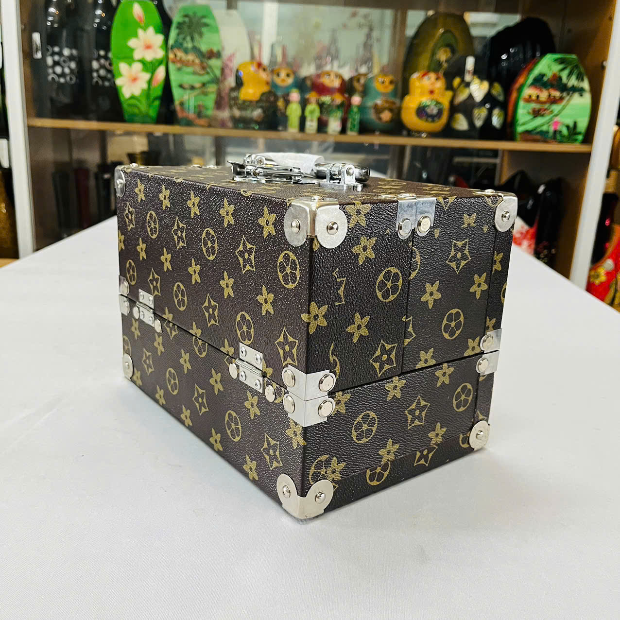 Cốp mỹ phẩm đa năng có khóa an toàn bộc gốc kim loại size 25x16x16 cm