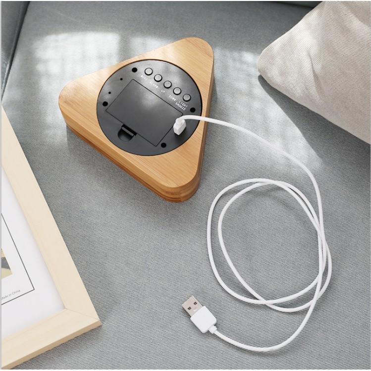 Đồng hồ báo thức decor hiện đại