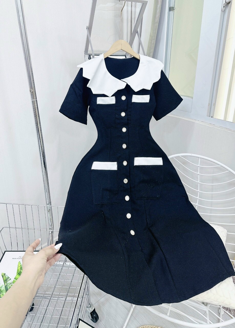 ĐẦM ĐEN CỔ TRẮNG GƠN 4 TÚI KẾT NÚT