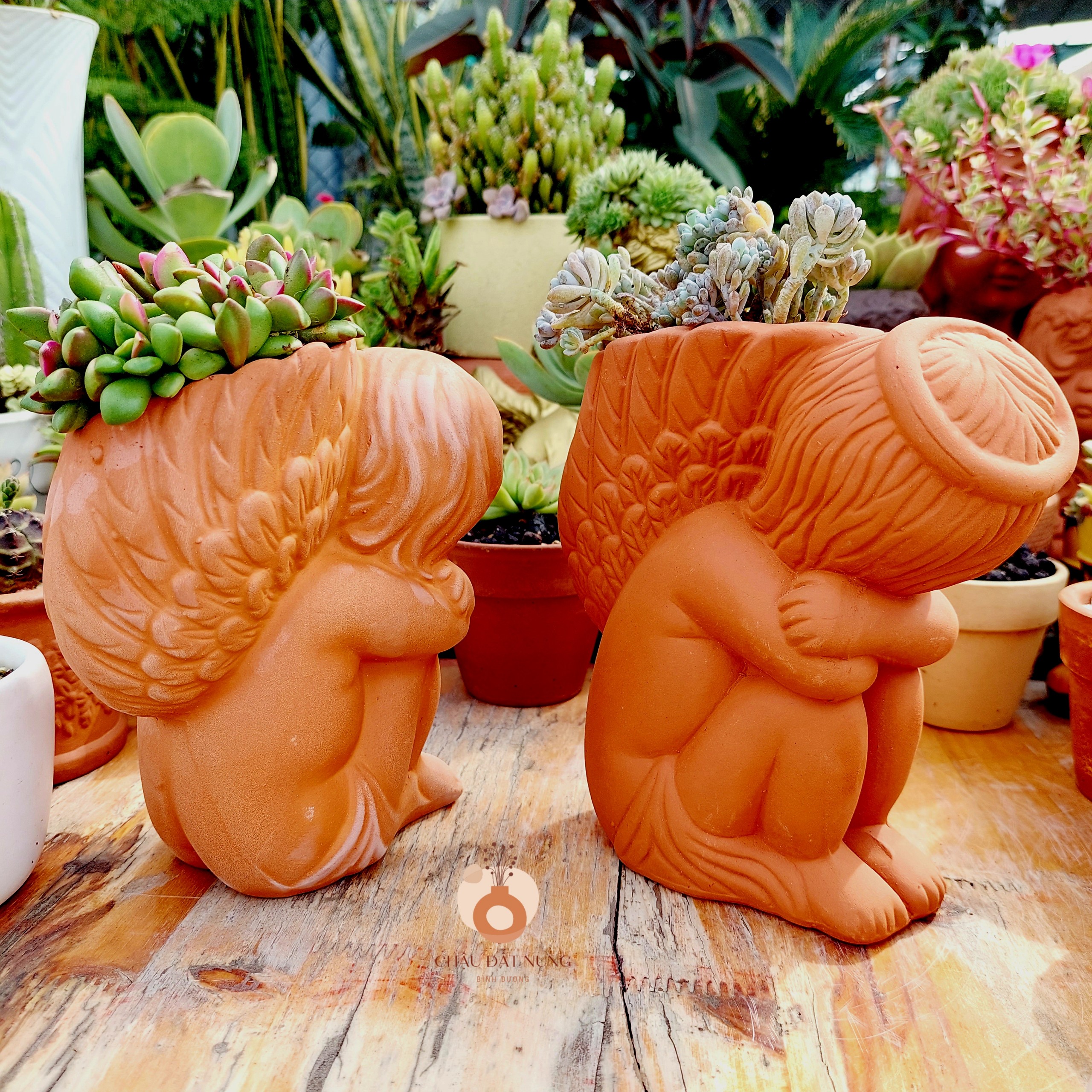 Chậu đất nung Bình Dương - Thiên thần 917, miệng chậu 9cm, chiều cao 17cm