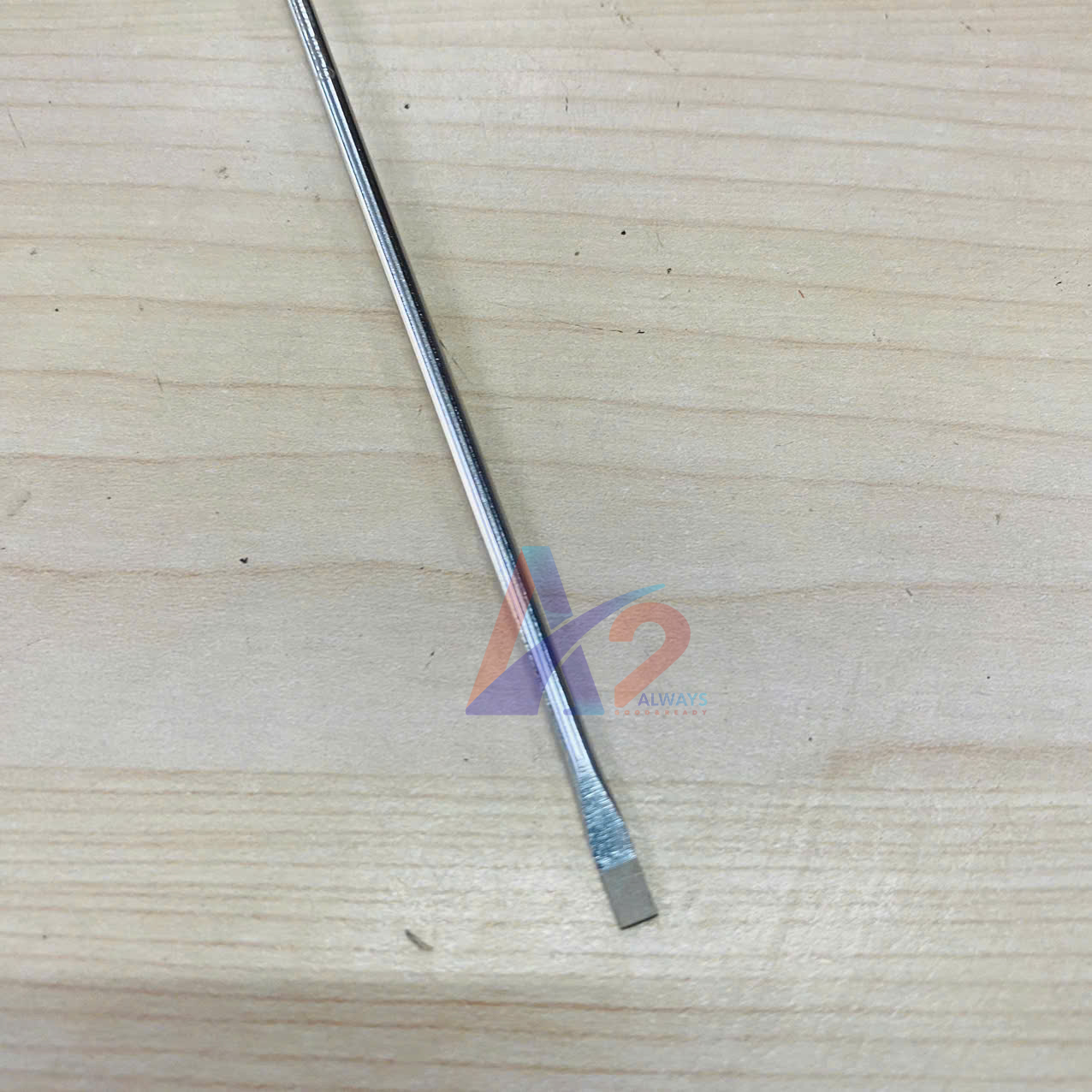 Tua vít dẹp 3.2x200mm SATA 62205