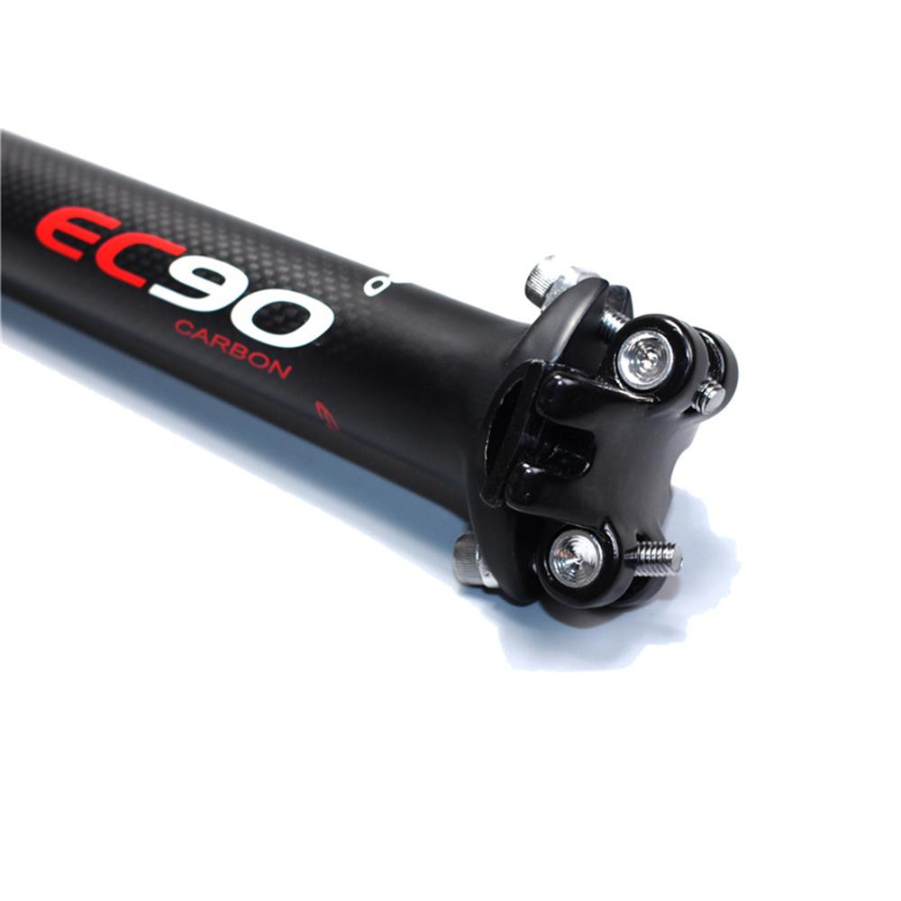 Vật liệu sợi carbon 3K với lớp hoàn thiện mờ, nhẹ và chống gỉ. Dễ dàng cài đặt và gỡ bỏ. Thích hợp cho xe đạp đường trường và leo núi.