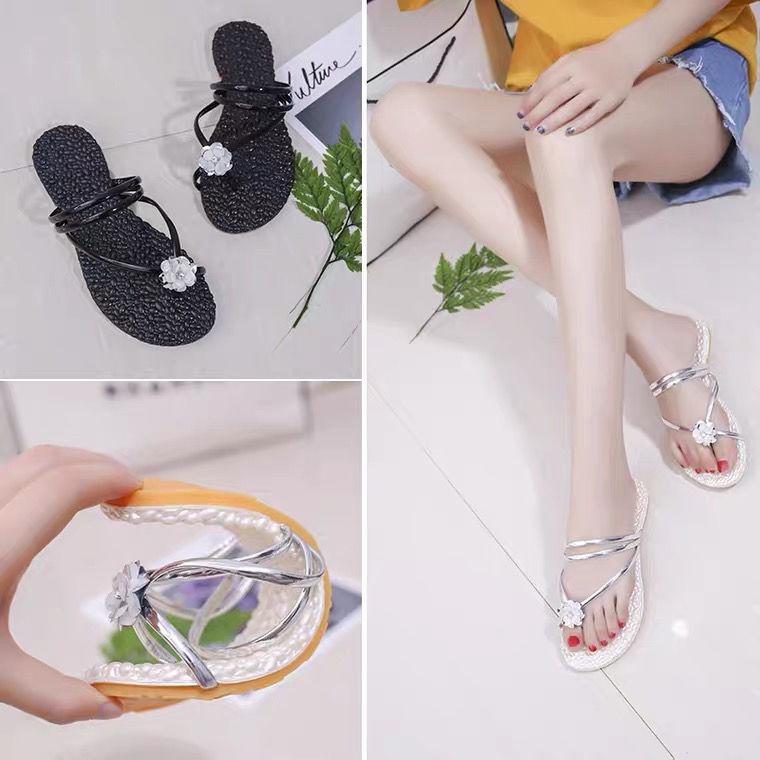 Internet celebrity ins sandals summer anti-skid massage clip women's flip-flops wearing student Korean flat sandals