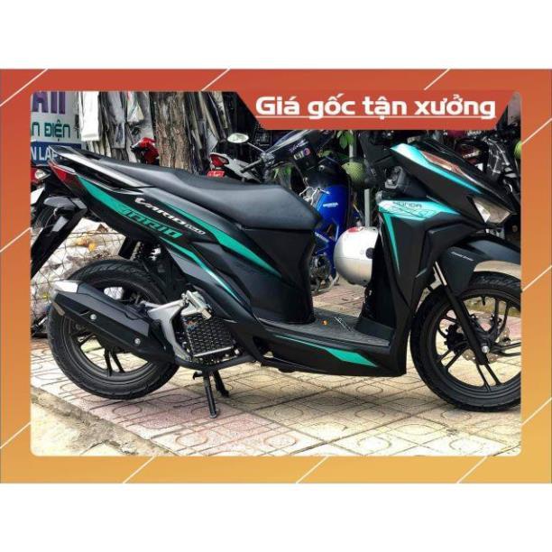 Tem rời Vario 2018 chất liệu Crom dán xe đen nhám