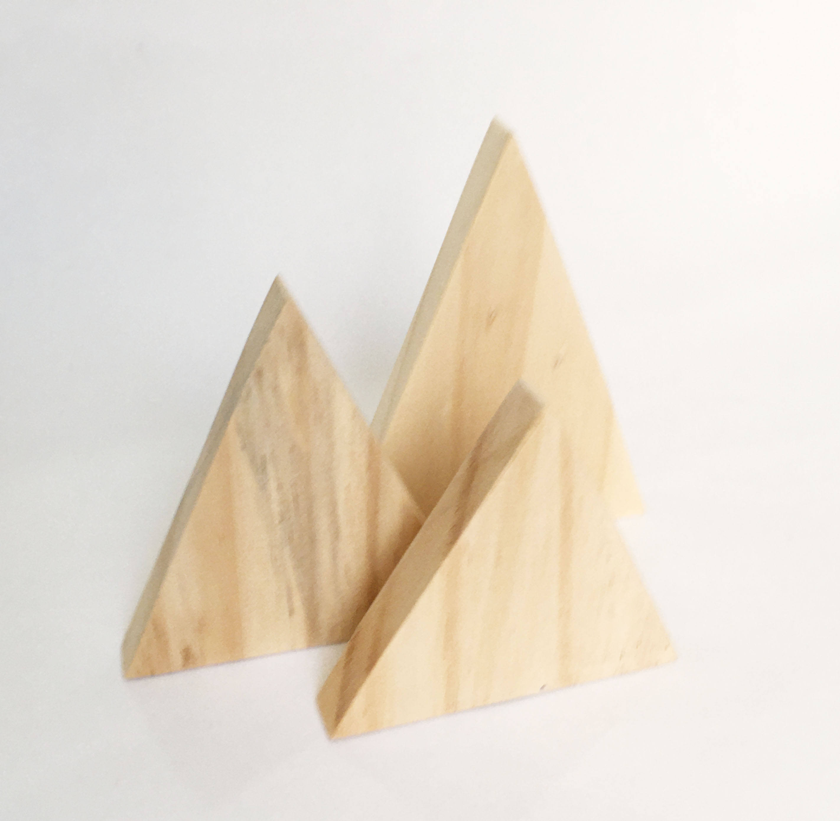 Combo 3 ngọn núi mini trang trí bằng gỗ thông trang trí handmade, vẽ, decor hoặc đồ chơi