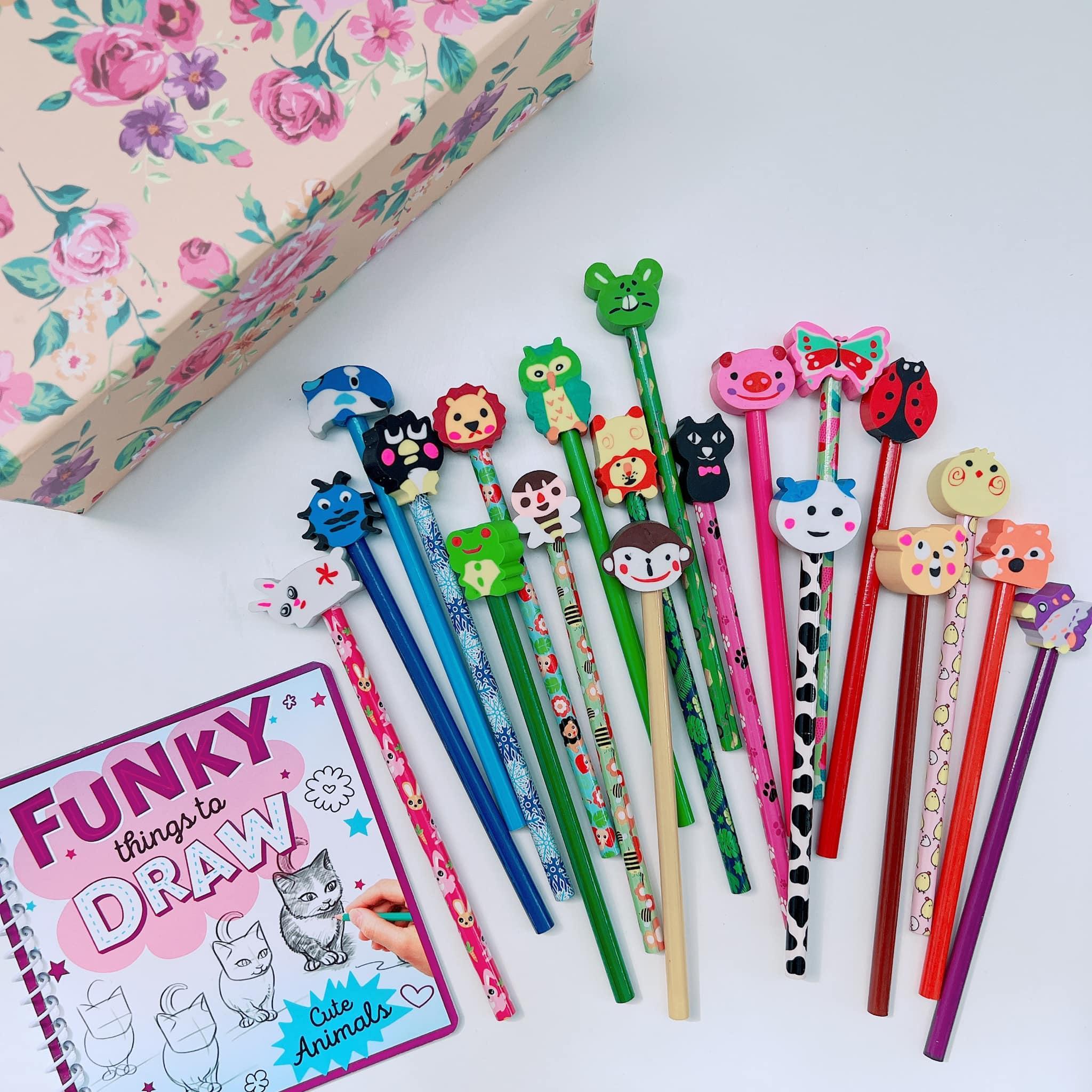 Funky Things to Draw 20 Pencil and Eraser Set Fan (UK)