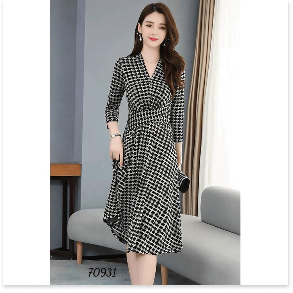 ĐẦM XÒE LỤA QUA GỐI HỌA TIẾT CỰC ĐẸP DÀNH CHO CÁC QUÝ CÔ THỜI TRANG MỚI NHẤT HIỆN NAY