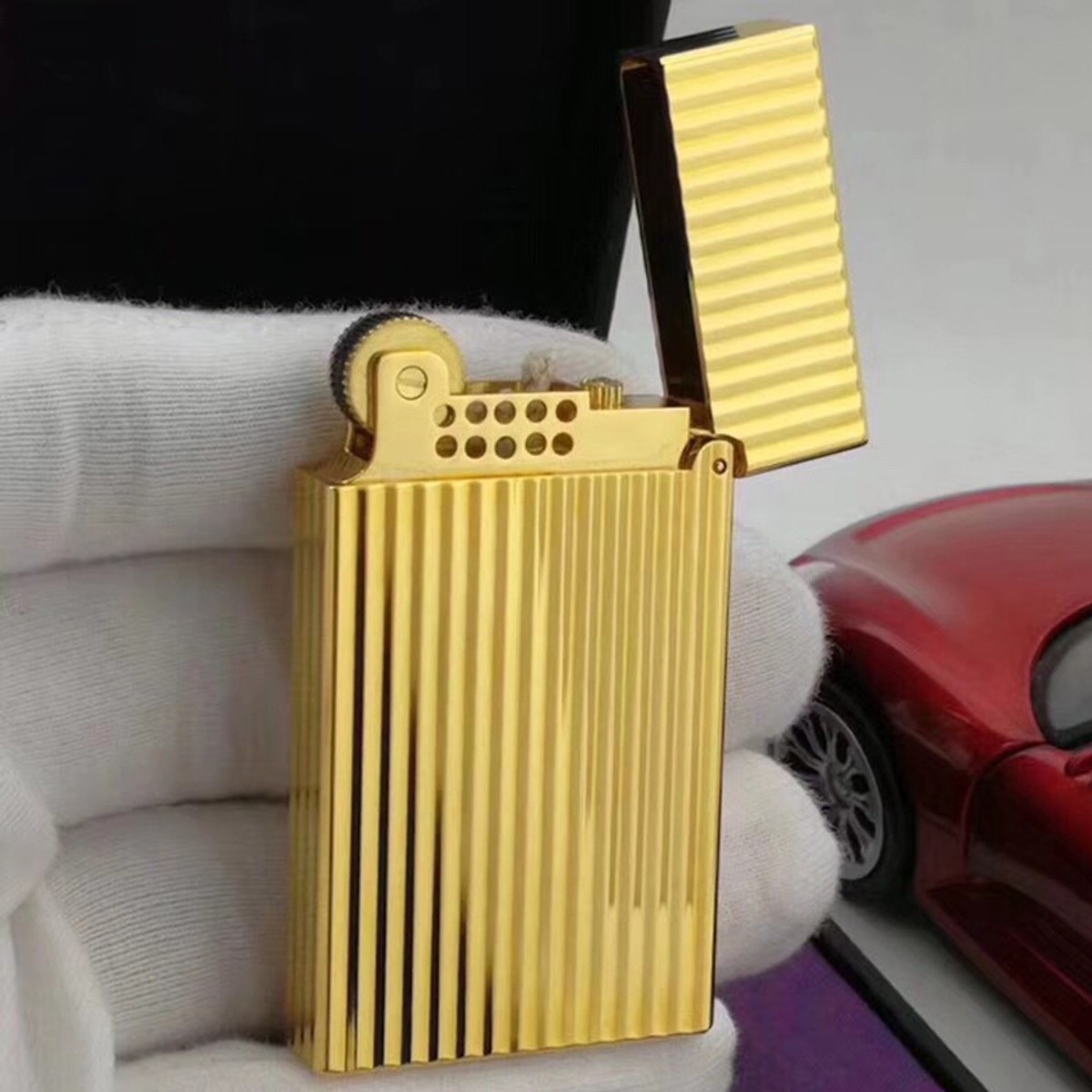 Vỏ Hột Quẹt Bật Lửa Upon Xăng Đá DX06V Họa Tiết Vàng Kẻ Dọc Đẹp Độc Lạ - Dùng Xăng Bấc Đá Cao Cấp