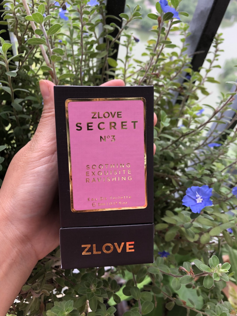 Nước hoa vùng kín nữ cao cấp chính hãng Zlove Secret 5ml với hương hoa mê hoặc, quyến rũ, nữ tính (Hương số 3)